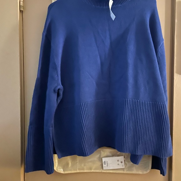 Loft Turtleneck Oversized sweater - Picture 3 of 6